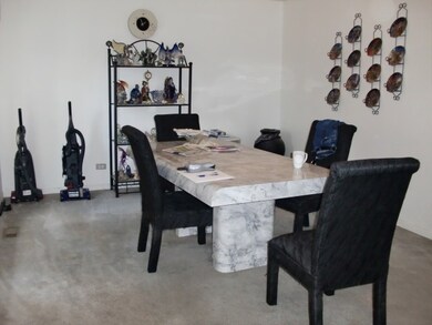 2127 Aberdeen Dr, Carpentersville, IL 60110 - photo 5