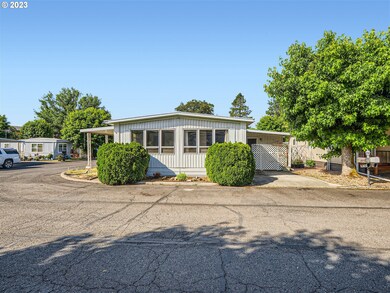 4400 SE Roethe Rd unit 35, Portland, OR 97267 - photo 2