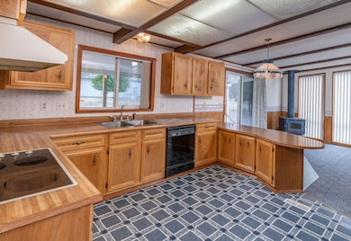 52128 Stearns Rd, La Pine, OR 97739 - photo 3