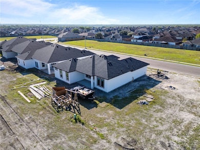 6846 La Salle Dr, Corpus Christi, TX 78414 - photo 3