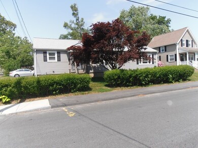 19 1/2 Anawan St unit 2, Taunton, MA 02780 - photo 2