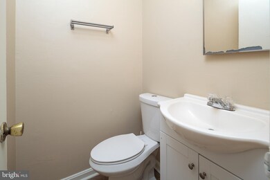 1494 Harford Square Dr, Edgewood, MD 21040 - photo 7