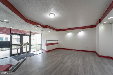 1822 Metzerott Rd unit 308, Adelphi, MD 20783 - photo 2