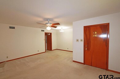 1015 1015 Guinn Dr, Tyler, TX 75701 - photo 3