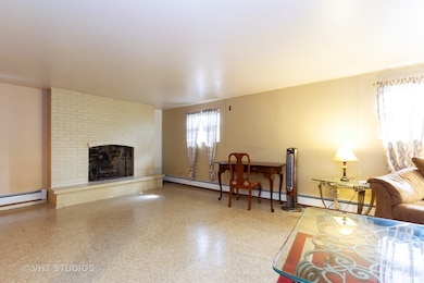 800 Violet Ln, Matteson, IL 60443 - photo 5