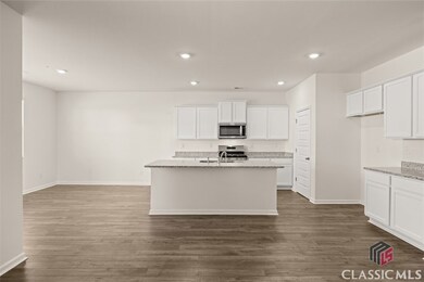 346 Daurian Dr unit 11, Statham, GA 30666 - photo 6