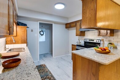 1618 Brown Trail, Hurst, TX 76054 - photo 7