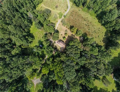 27 Herman Thau Rd, Annandale, NJ 08801 - photo 4