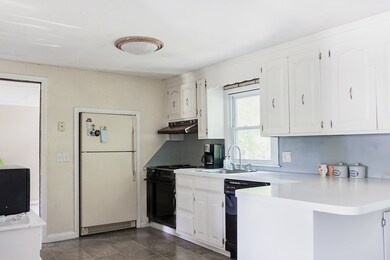 16 Miller Ave, South Hadley, MA 01075 - photo 5