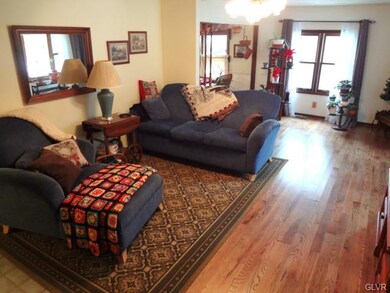 4910 Beck Rd, Emmaus, PA 18049 - photo 4