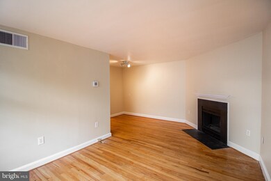 3819 Davis Place NW unit 3, Washington, DC 20007 - photo 3