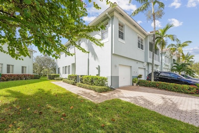 3258 Laurel Ridge Cir, Riviera Beach, FL 33404 - photo 2