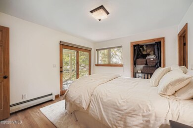 2772 Kinnikinnick Rd unit C, Vail, CO 81657 - photo 3