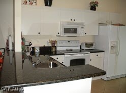 3281 Lindsey Ln unit 55, Naples, FL 34109 - photo 6