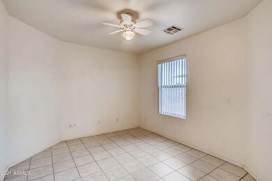 09 Dining Room