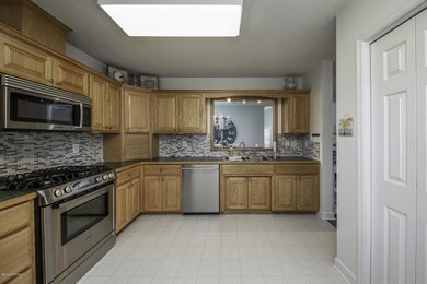 Ample Cabinet Space
