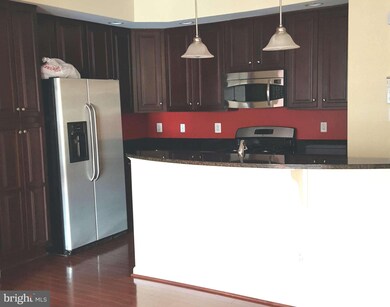 2561 Eastbourne Dr unit 266, Woodbridge, VA 22191 - photo 2