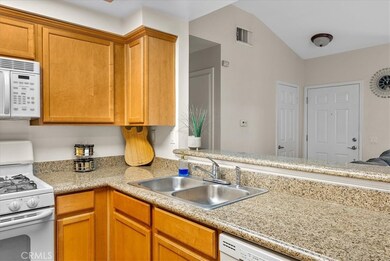 200 E Alessandro Blvd unit 17, Riverside, CA 92508 - photo 7