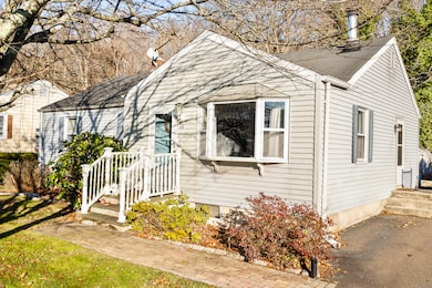 68 Dominican Rd, Branford, CT 06405 - photo 2