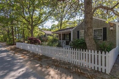 106 Pilgrim Rd, Edgartown, MA 02539 - photo 2