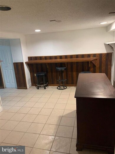 7922 Rolling View Ave, Nottingham, MD 21236 - photo 5