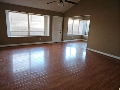 Spacious living room