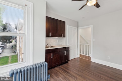 731 W Lafayette St unit 2, Norristown, PA 19401 - photo 3