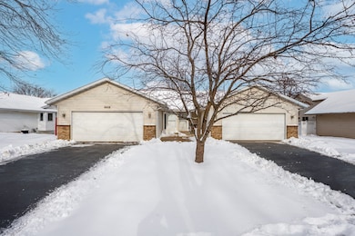 6608 Sawgrass Dr unit 1, Rockford, IL 61114 - photo 2