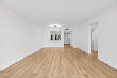 7290 Kinghurst Dr unit 301, Delray Beach, FL 33446 - photo 4