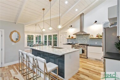 218 Hampshire Rd, Savannah, GA 31410 - photo 7