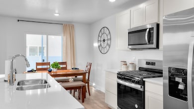 681 N 1850 E unit 1196, Salem, UT 84653 - photo 7