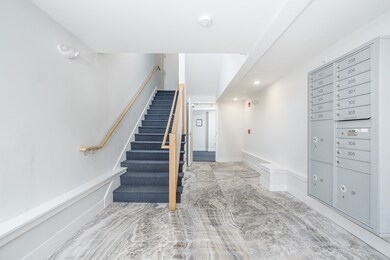 1540 N Shore Rd unit 104, Revere, MA 02151 - photo 3