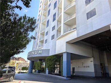 View of apartment building / complex