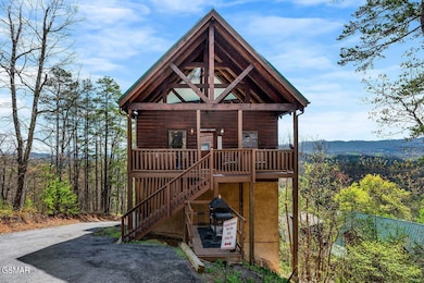 2251 Upper Middle Creek Rd unit 8, Sevierville, TN 37876 - photo 2