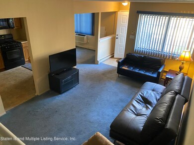 19 Fuller Ct unit A, Staten Island, NY 10306 - photo 2