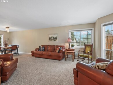 Living Room/Dining Room