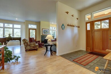 Entrance to living room space