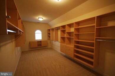 19440 Emerald Park Dr, Leesburg, VA 20175 - photo 4