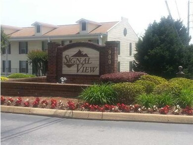 Signal View Entrance Sign