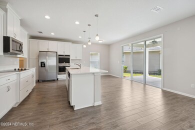 16-web-or-mls-2218 Eagle Talon Cir-16