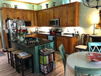 110 Pawnee Trail, Gainesville, TX 76240 - photo 4