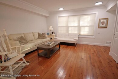 57 Saturn Ln unit 57, Staten Island, NY 10314 - photo 2