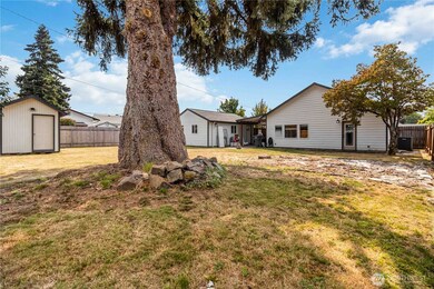 2818 Maple St, Longview, WA 98632 - photo 6