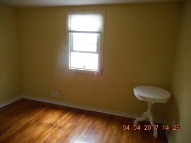 1712 N Buckles St, Muncie, IN 47303 - photo 7
