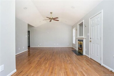 1205 Courtney Cove Ct, Gastonia, NC 28052 - photo 3