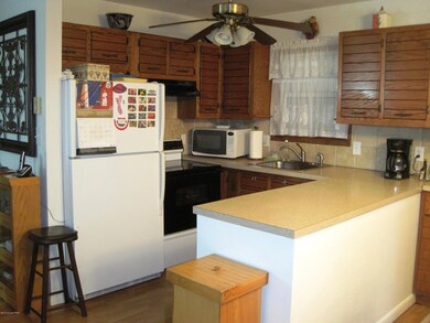 3504 Acorn Cir, East Stroudsburg, PA 18302 - photo 6