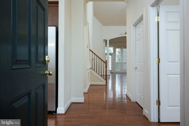 13121 Brooktree Ln, Laurel, MD 20707 - photo 3