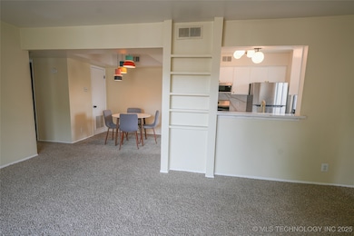 7321 S Yale Ave unit 219, Tulsa, OK 74136 - photo 5