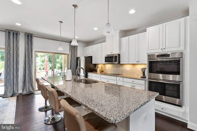 10428 Steeplechase Run Ln, Manassas, VA 20110 - photo 5