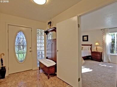 Entrance/Foyer